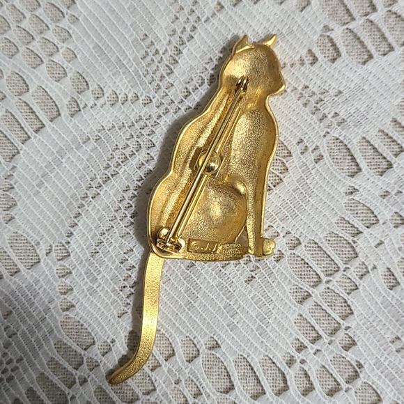 Beautiful Cat Brooch - Picture 2 of 2